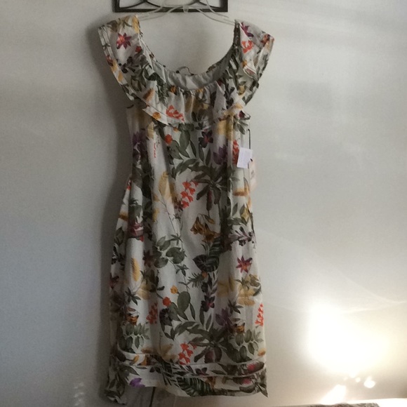 Dress - Picture 1 of 1
